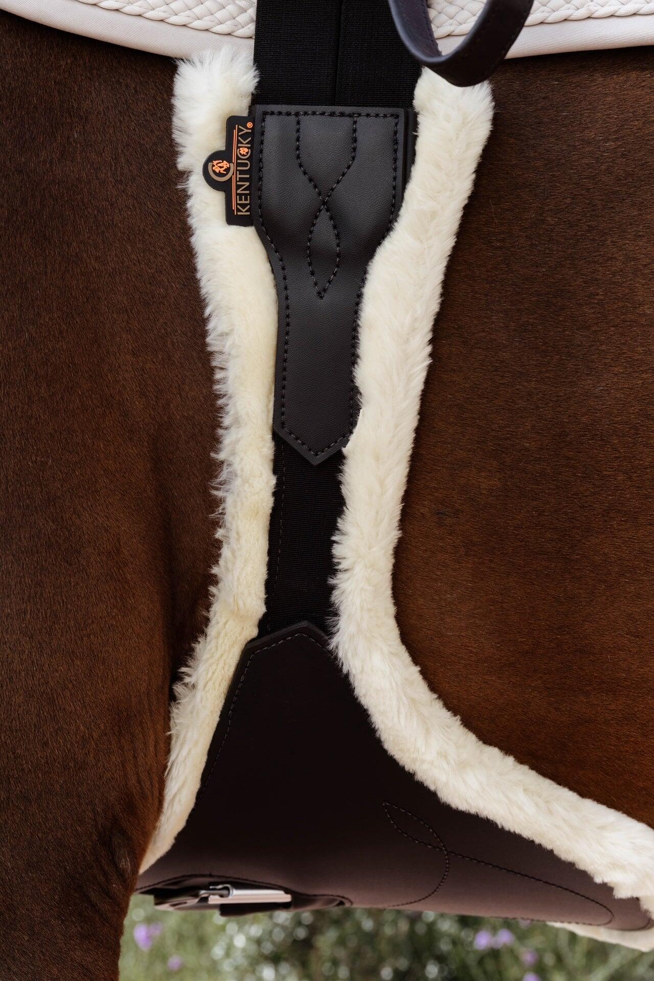 Anatomical riding breastplate with sheepskin Kentucky 2/4