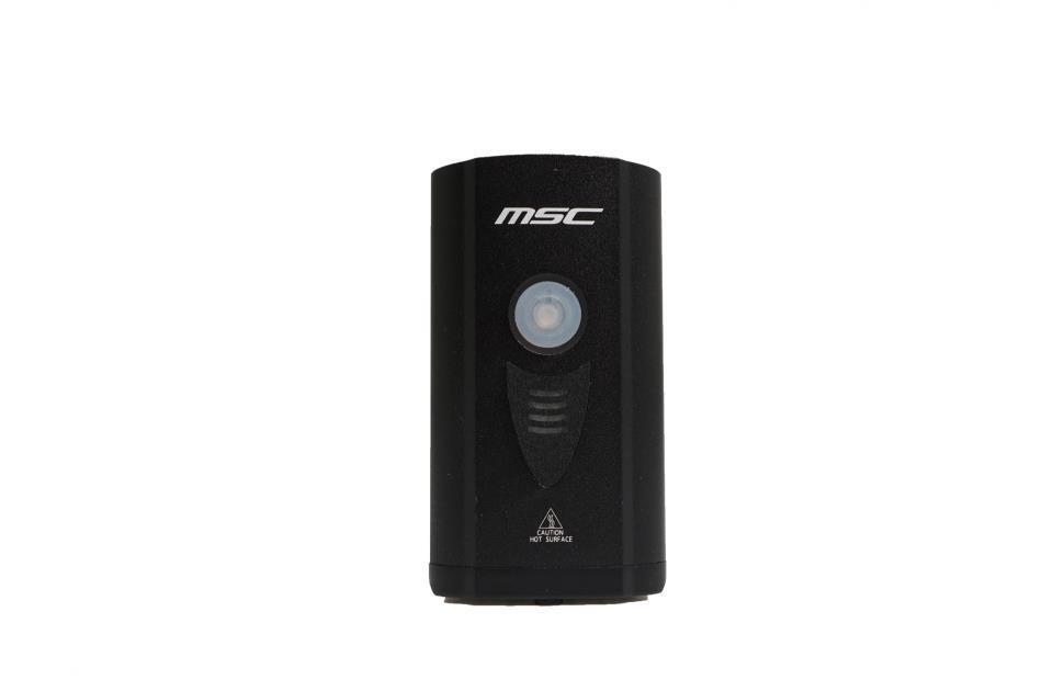 LUZ 900 LUMENS CON INDICADOR DE BATERIA 4/4