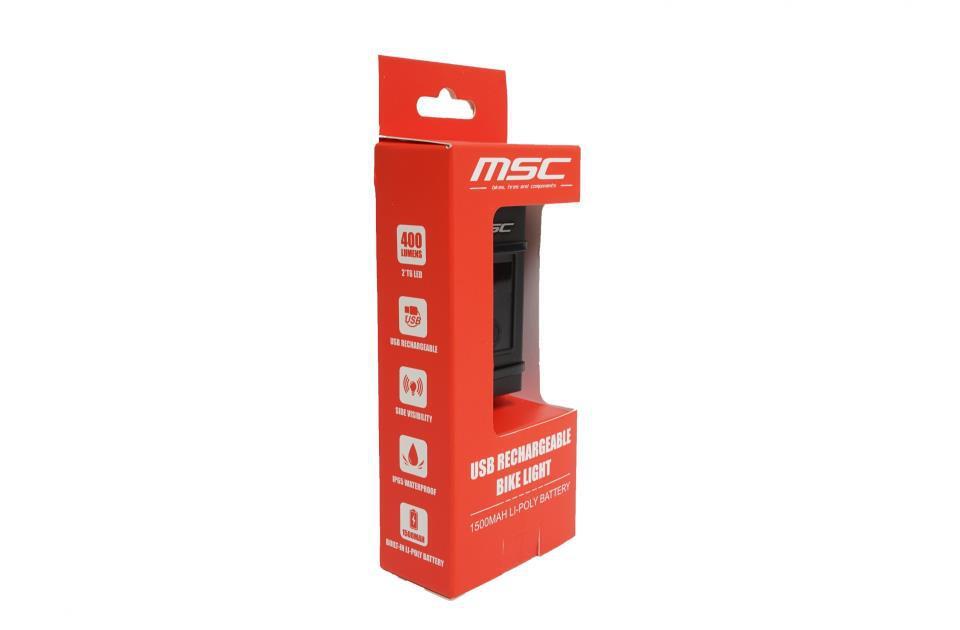 LUZ 400 LUMENS CON INDICADOR DE BATERIA 2/4