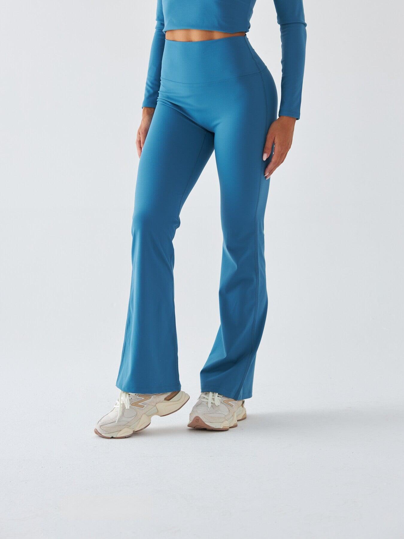 Blaue Flrared Leggings – Morning Dew 3/7