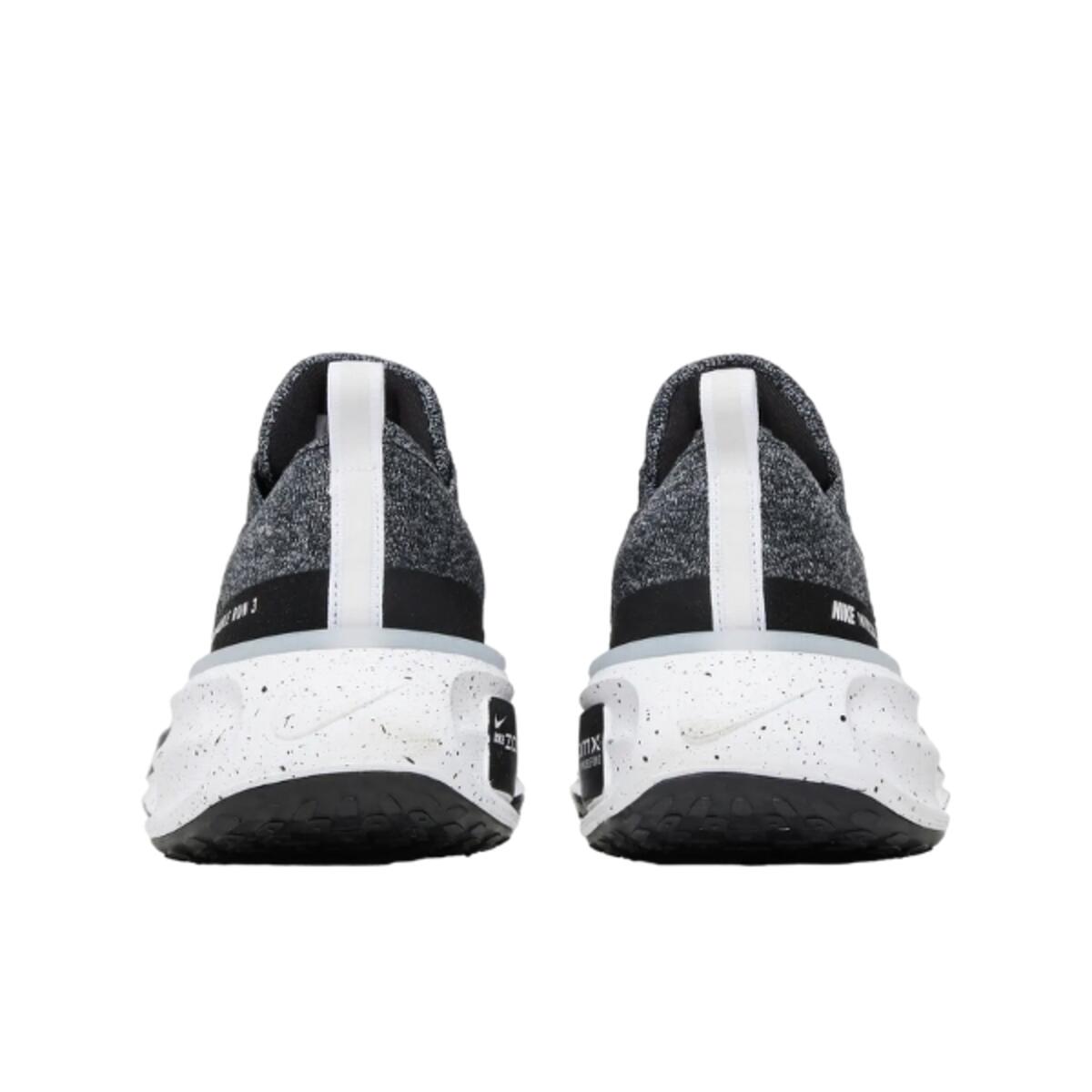 Chaussures  ZoomX Invincible Run 3 Oreo 3/4
