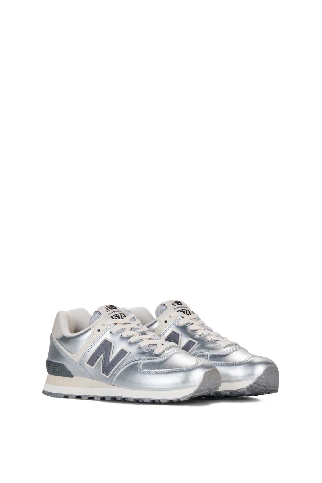 NEW BALANCE picture