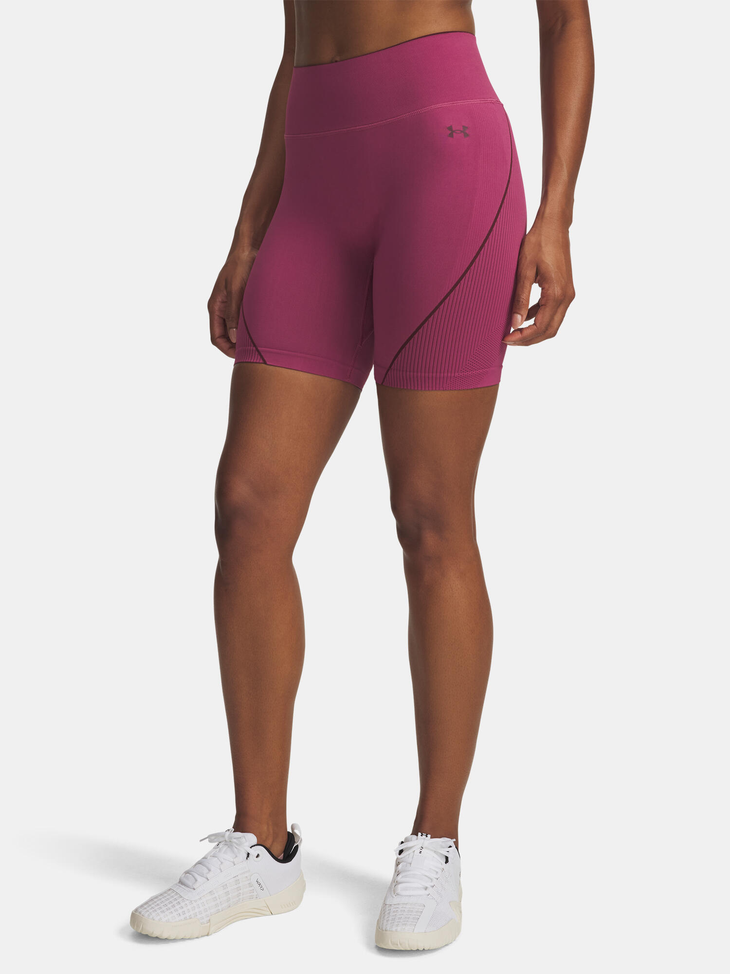 UNDER ARMOUR picture