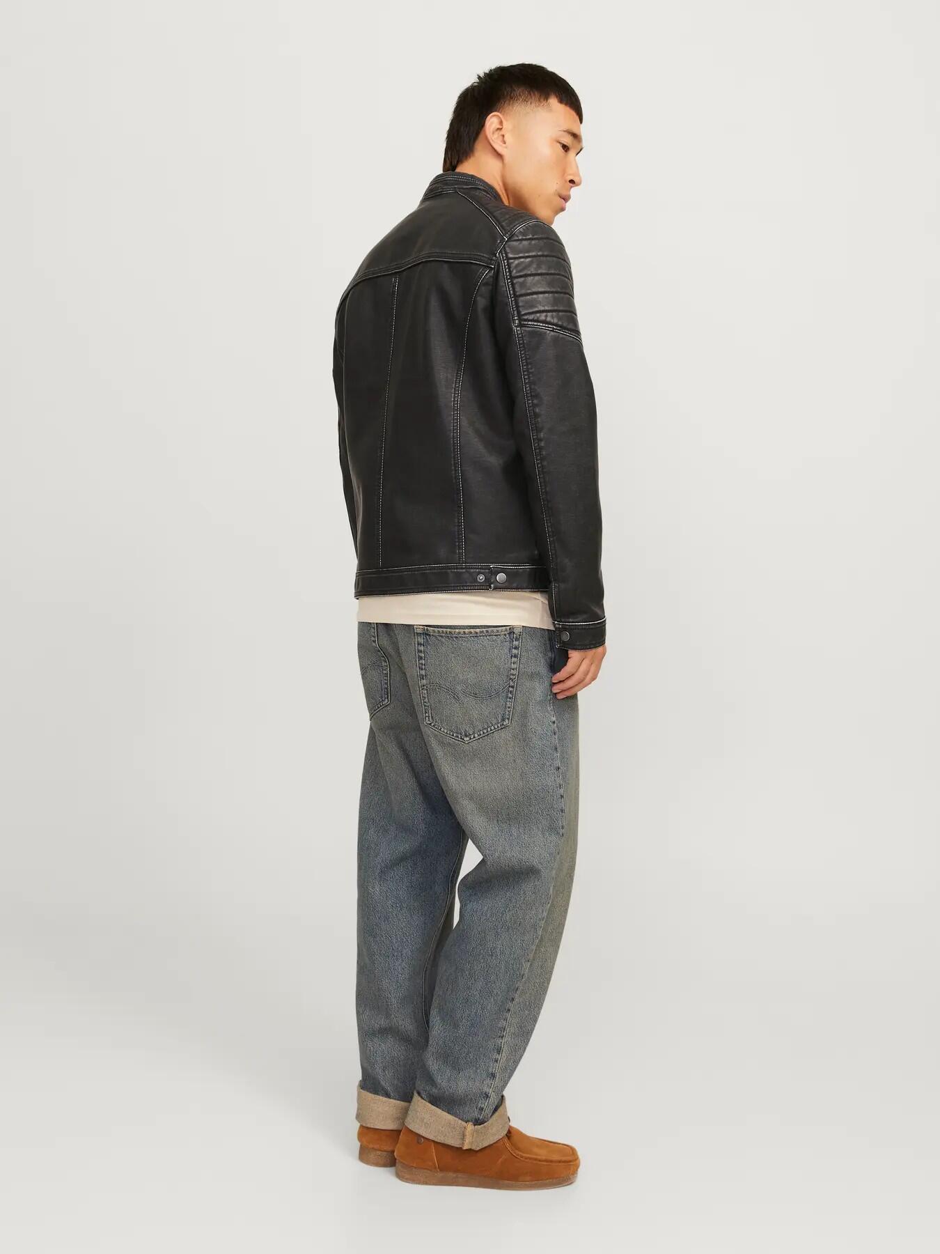 Giubbini uomo jack&jones nero 2/7