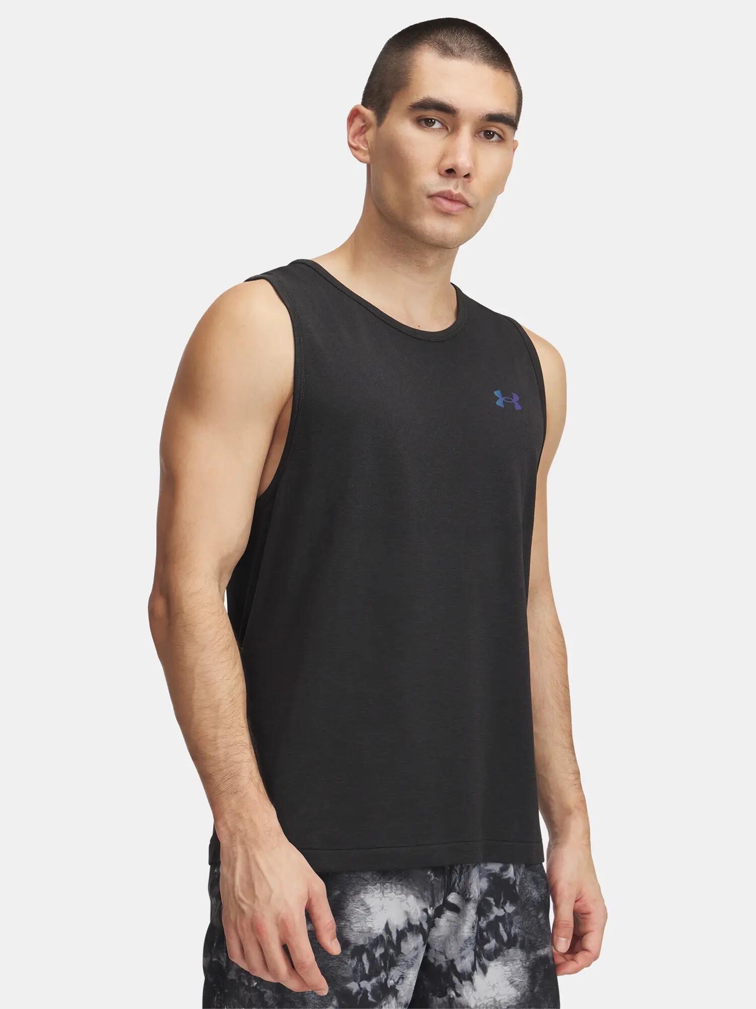 UNDER ARMOUR picture
