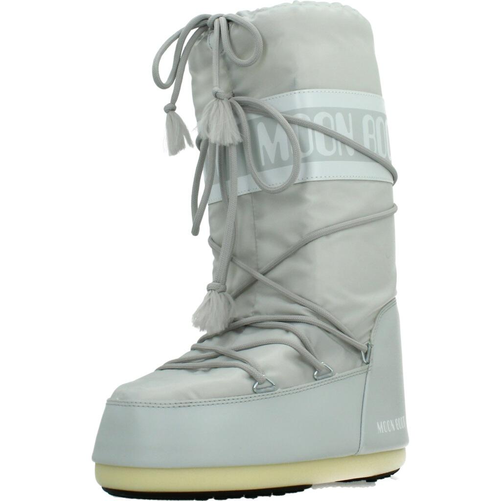 MOON BOOT picture