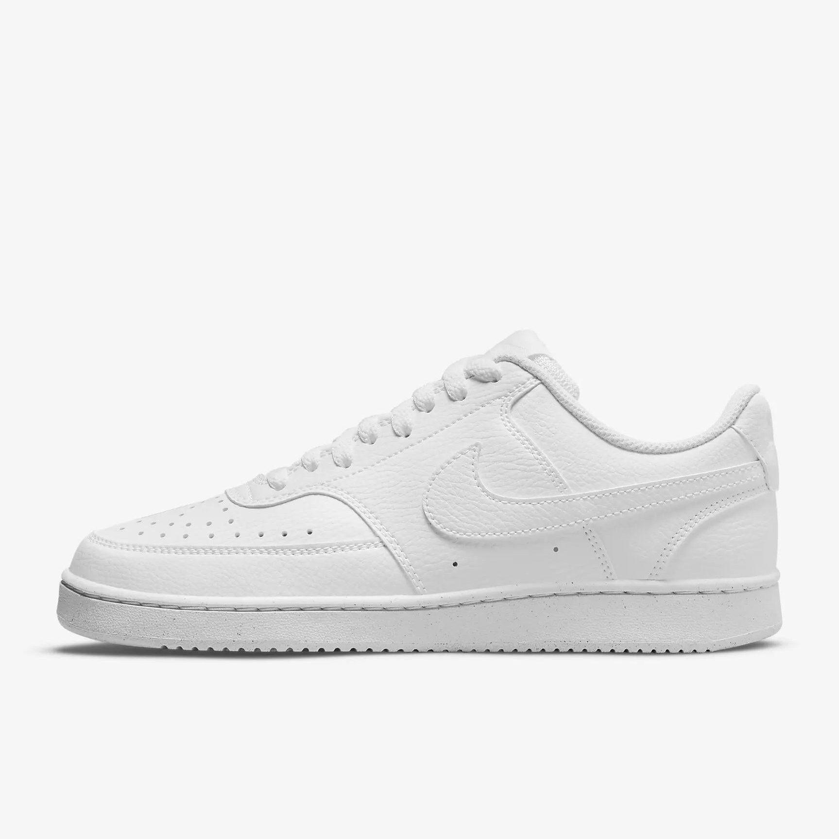 Scarpe da ginnastica da donna Nike Low next nature bianche. 7/7