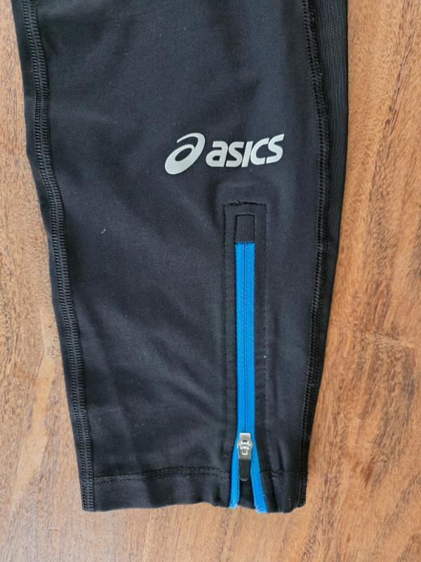 Entre Particuliers - Short de course Asics avec Motion Muscle Support n 2/5