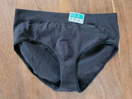 Tussen Particulieren - kalenji dames slip zwart XS-S