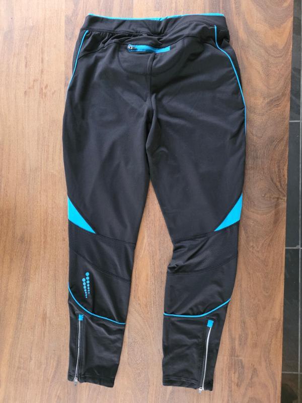 Tussen Particulieren - Aansluitende hardloopbroek voor dames Light zwart 2/5