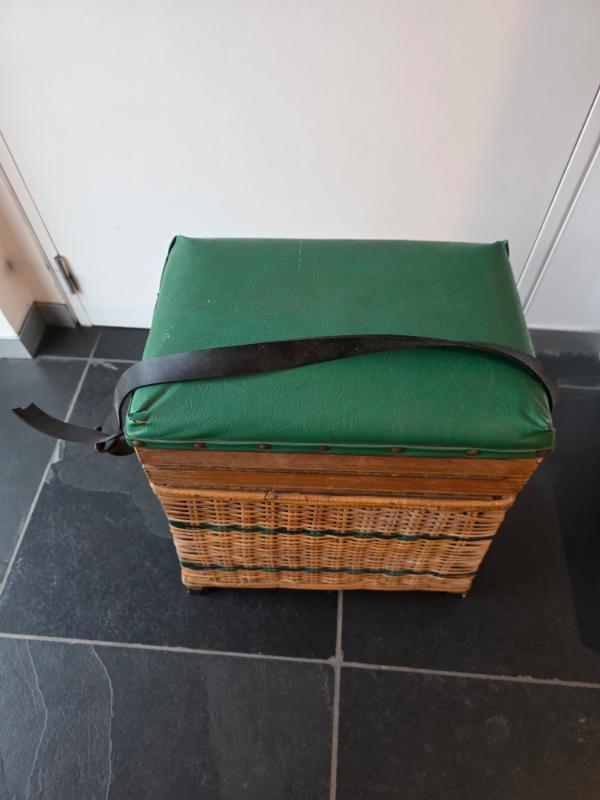 Entre Particuliers - Panier de pêche en osier. Pièce de collection. 2/4