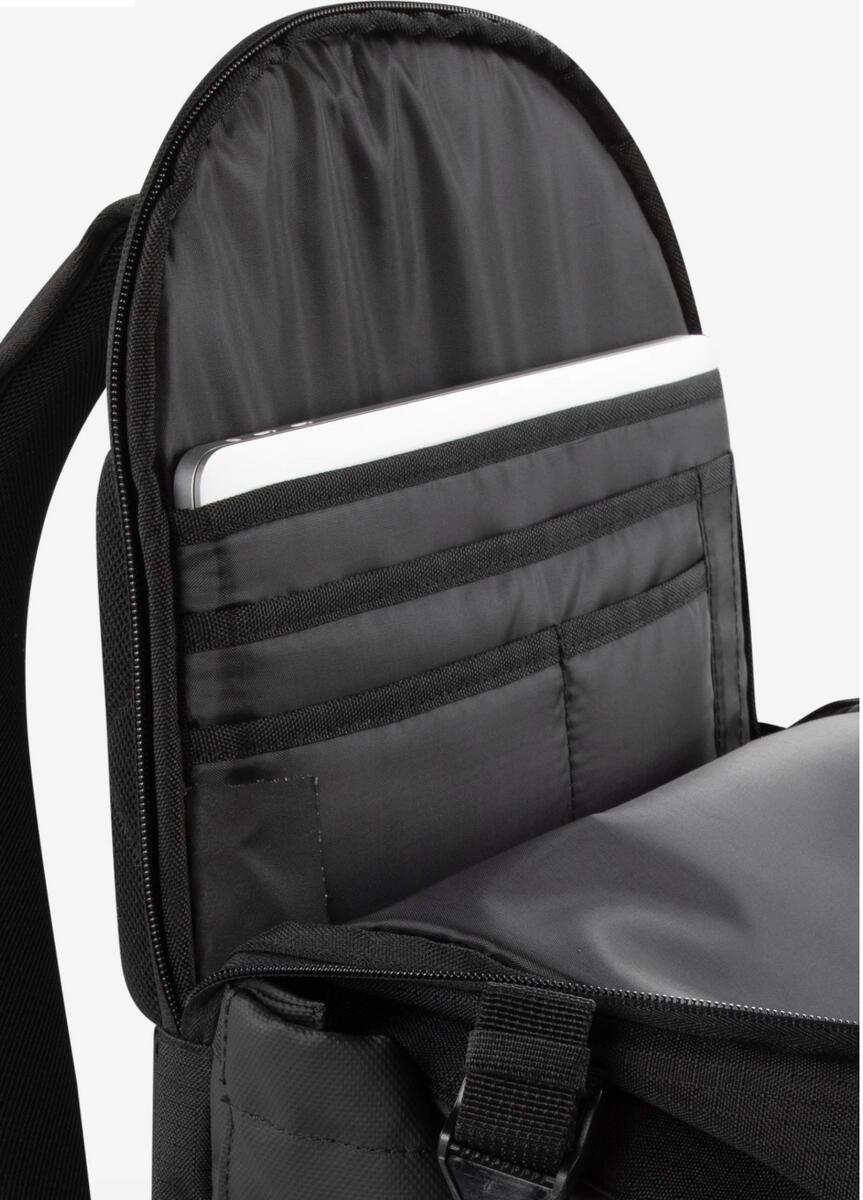 Plecak sportowy Air Jordan Cordura Franchise Backpack Black MA0899-023 3/4