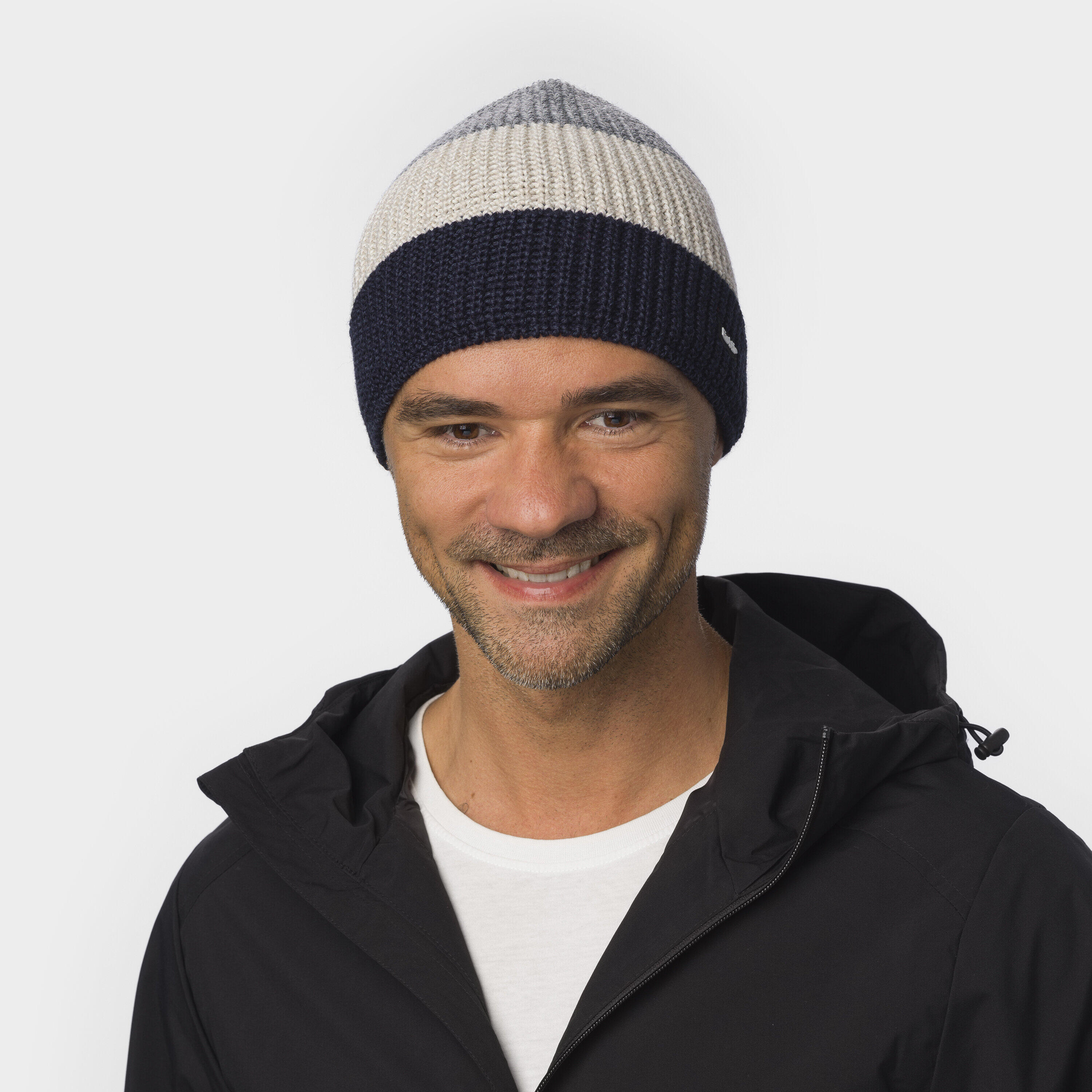 Mütze Caris Wintermütze Damen Herren Beanie Fleece atmungsaktiv Merino 3/4