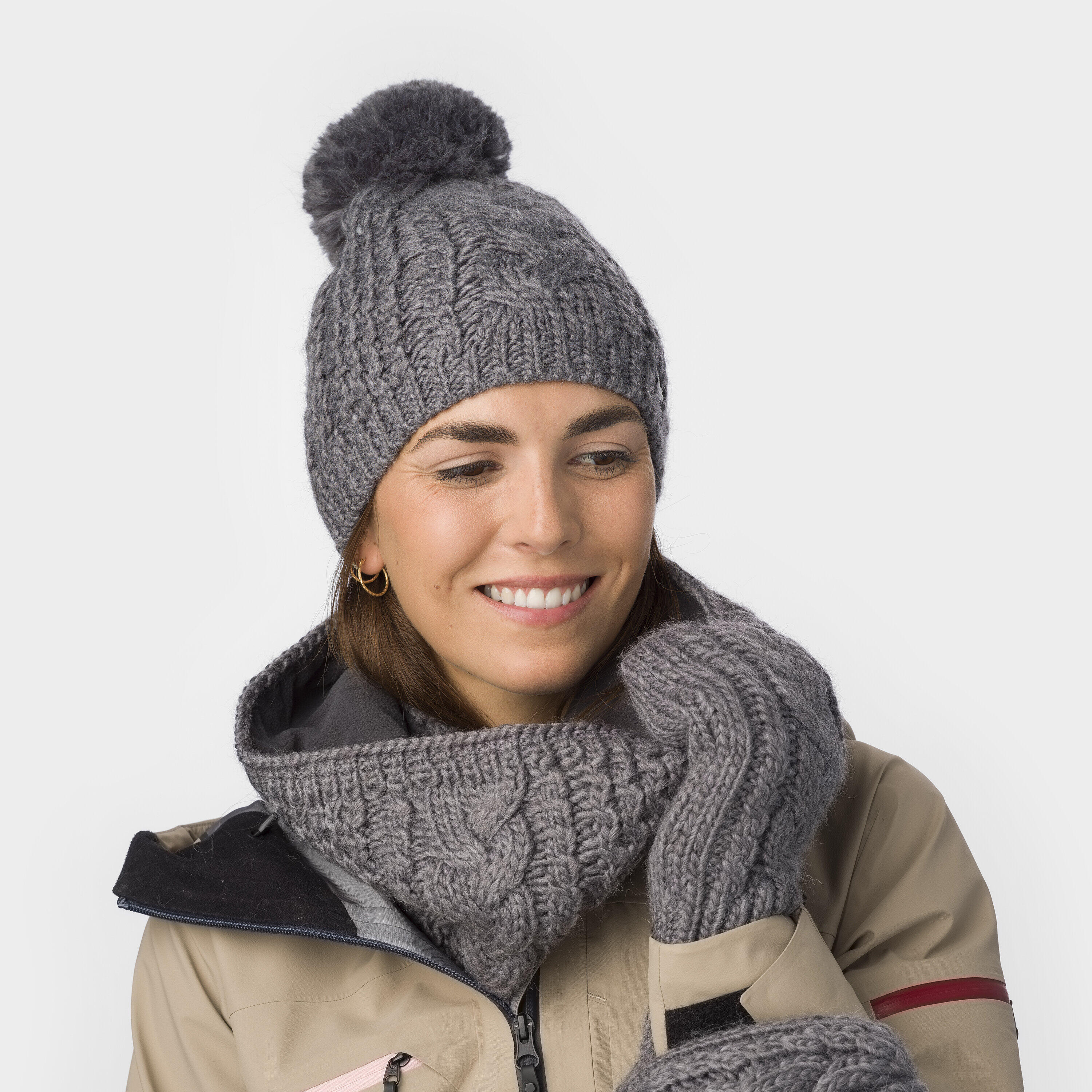 Gorro Afra para mujer, con forro polar y pompón cálido de merino 2/3