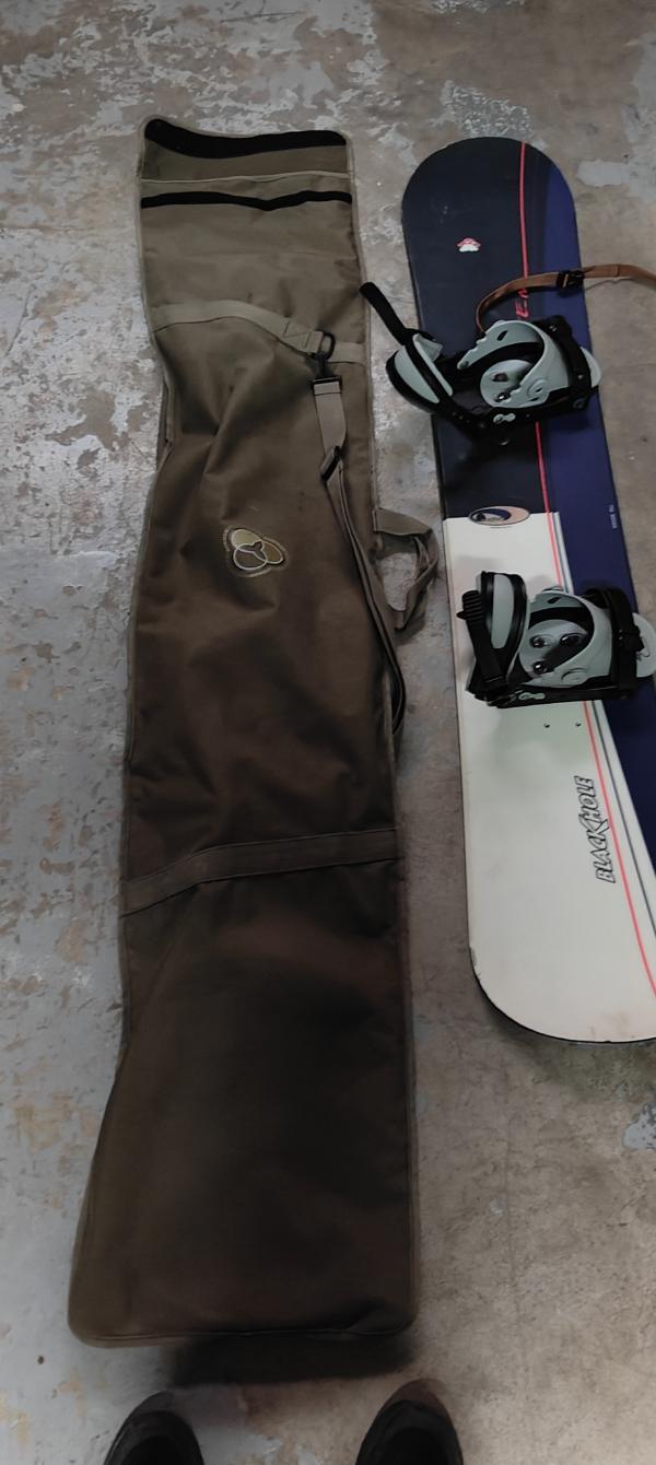 Entre Particuliers - Snowboard Blackhole 6/6