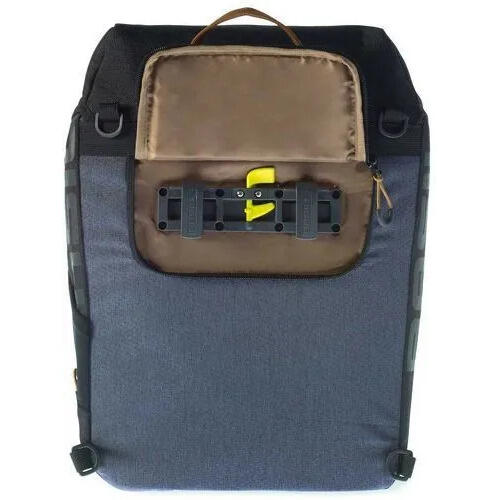 Basil Miles 17 liter fietsrugzak zwart/grijs 6/7
