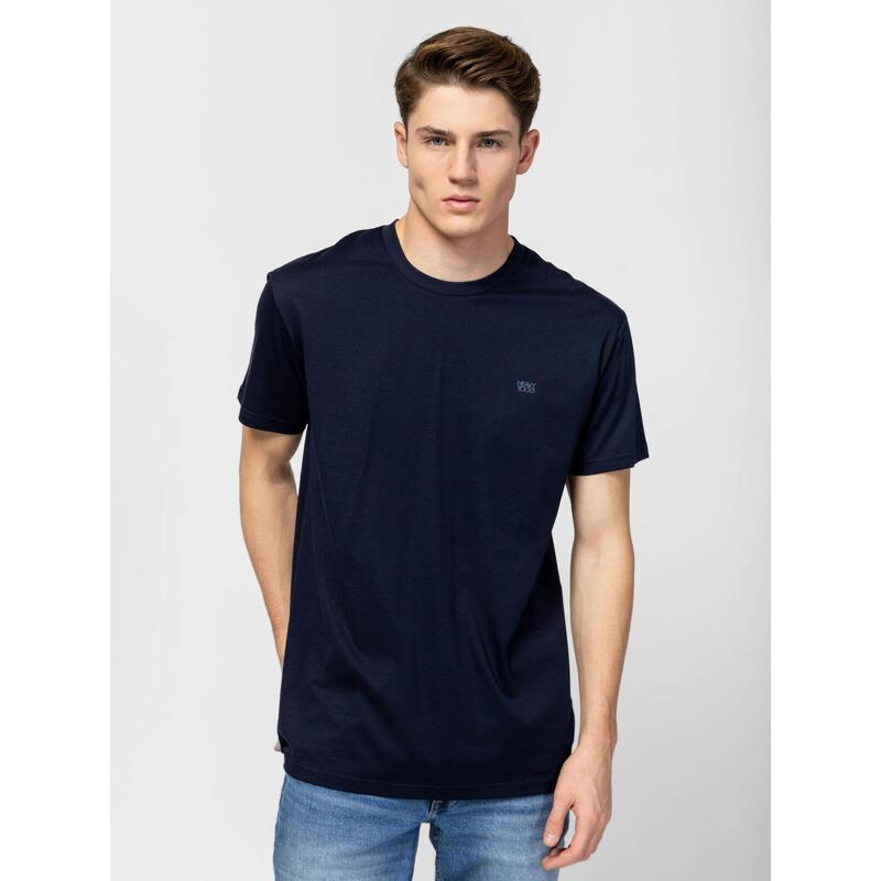 f8a144ff-888c-47ac-9795-2112ba65052e_c145