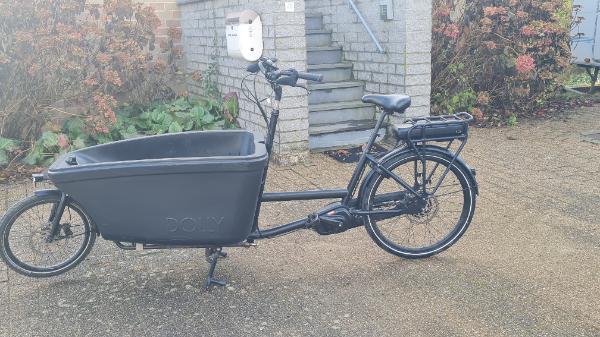 Entre Particuliers - vélo cargo électrique noir 2/5