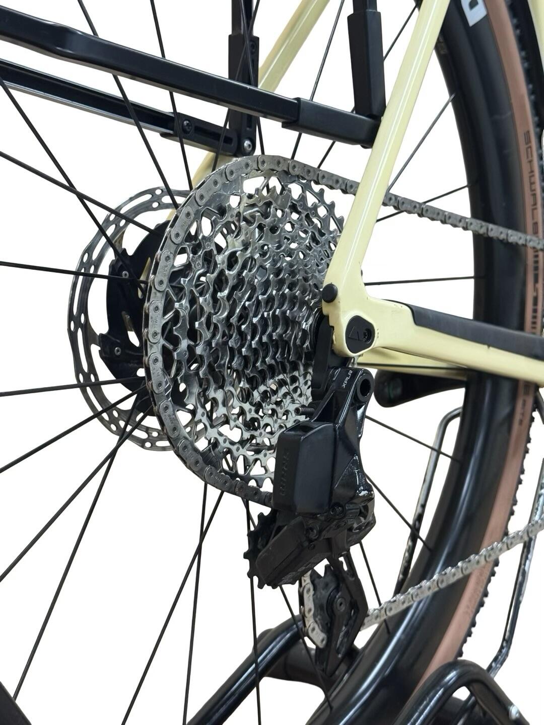 Segunda vida - Bicicleta de cascalho Canyon Grail CF SLX 9 eTap - Como novo 7/12