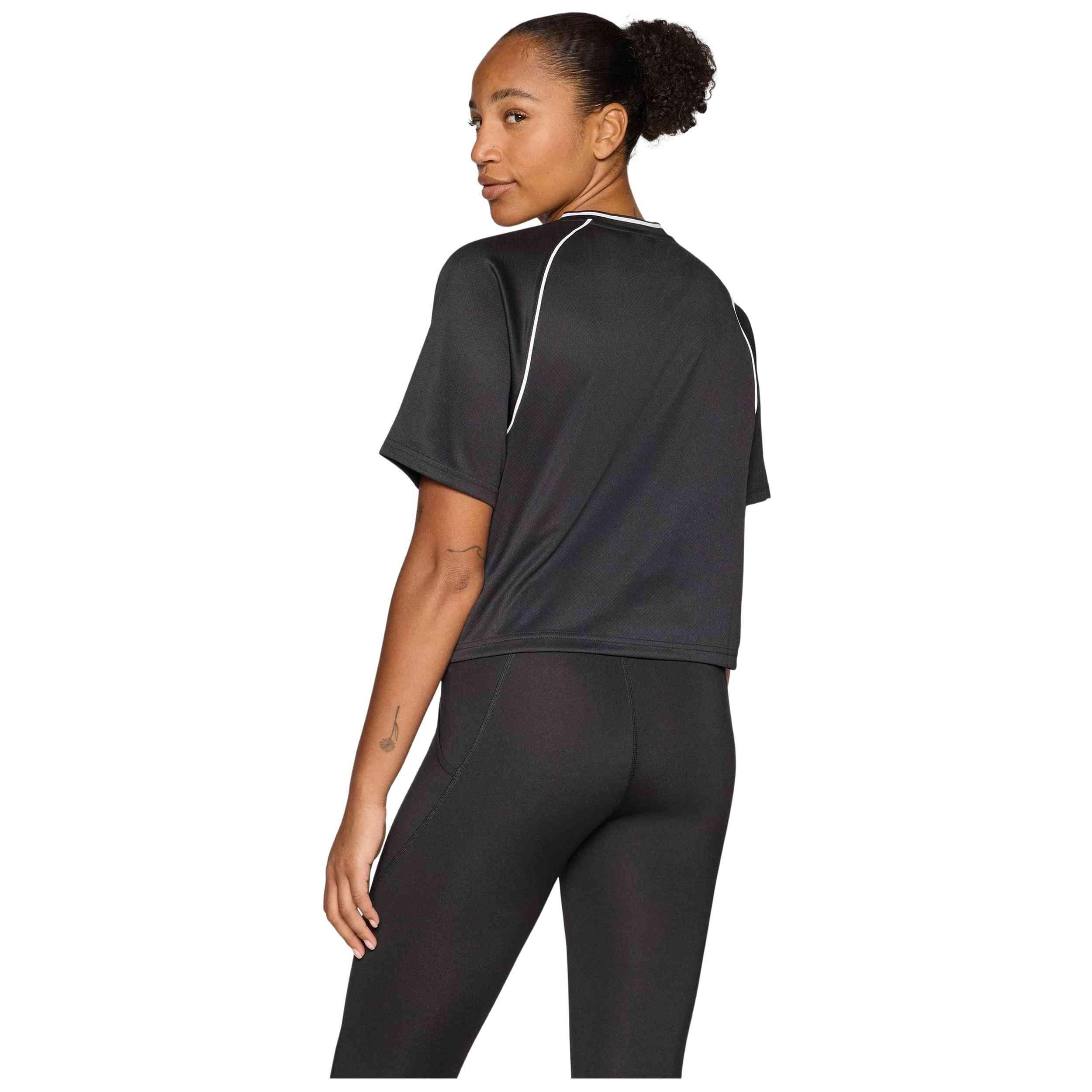 T-shirt Puma modèle 688114-01 pour femmes 4/5