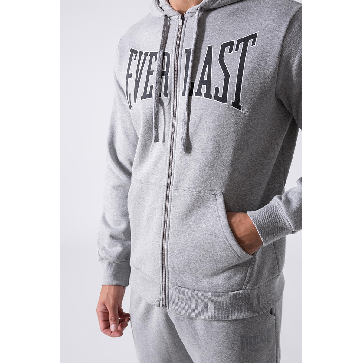 SUDADERA HOMBRE BÁSICA CON CREMALLERA COMPLETA Y CAPUCHA EVERLAST 5/7