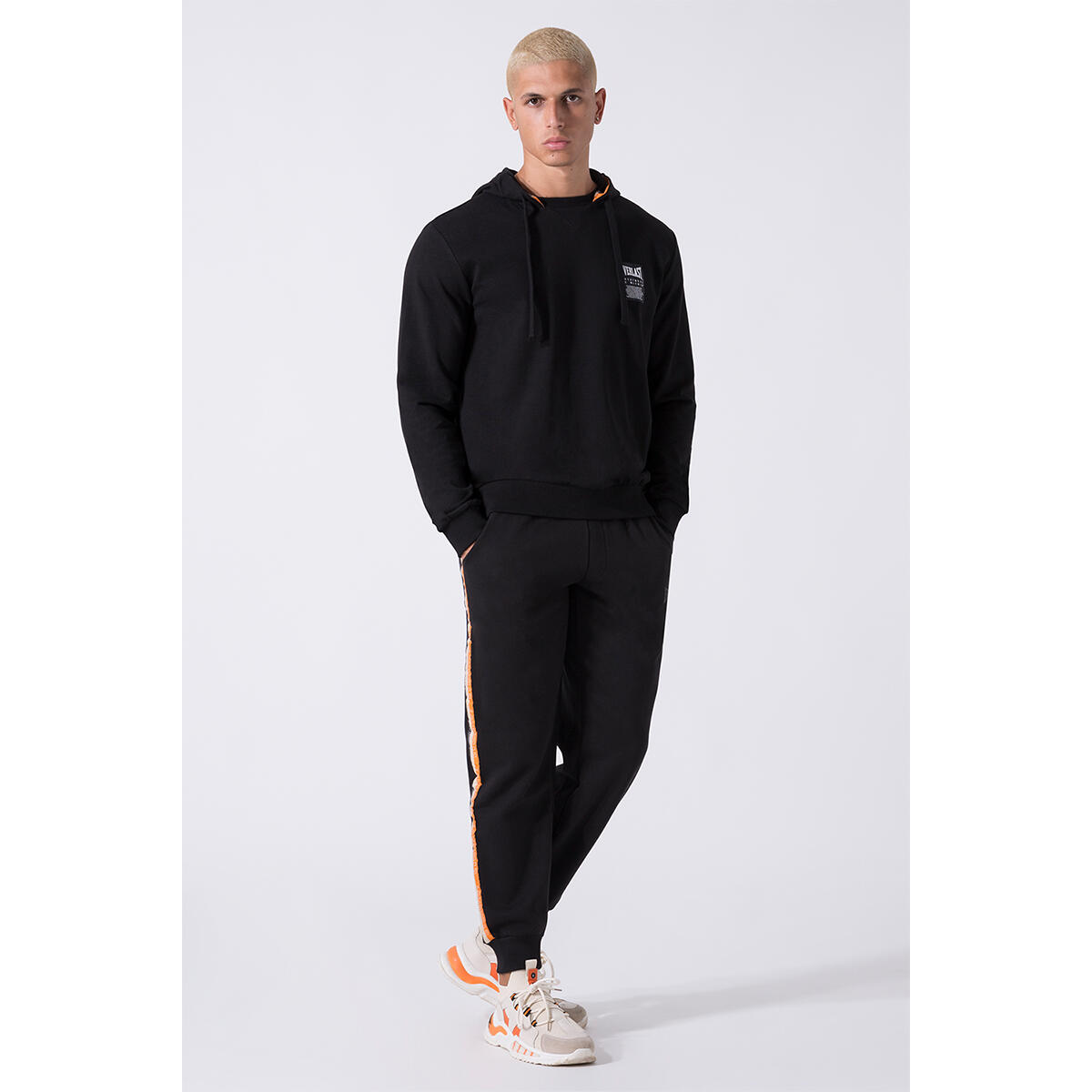SUDADERA HOMBRE CON CAPUCHA Y CINTA TRICOLOR EVERLAST 3/5