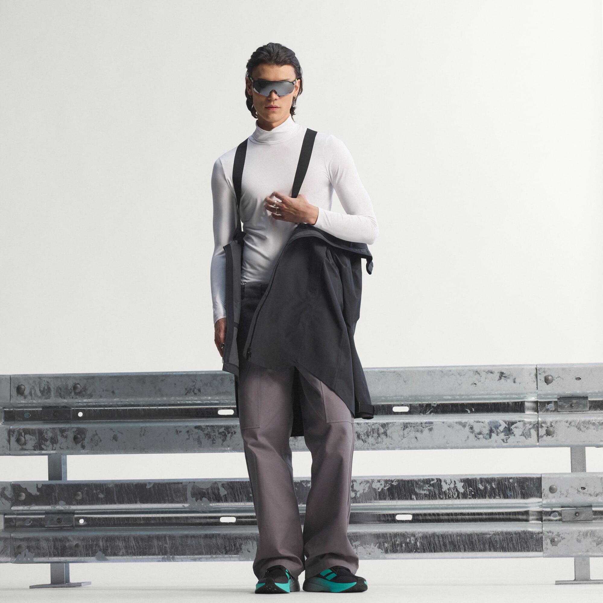 PARKA IMPERMÉABLE ÉQUIPE DE FORMULE 1 MERCEDES AMG PETRONAS 7/7