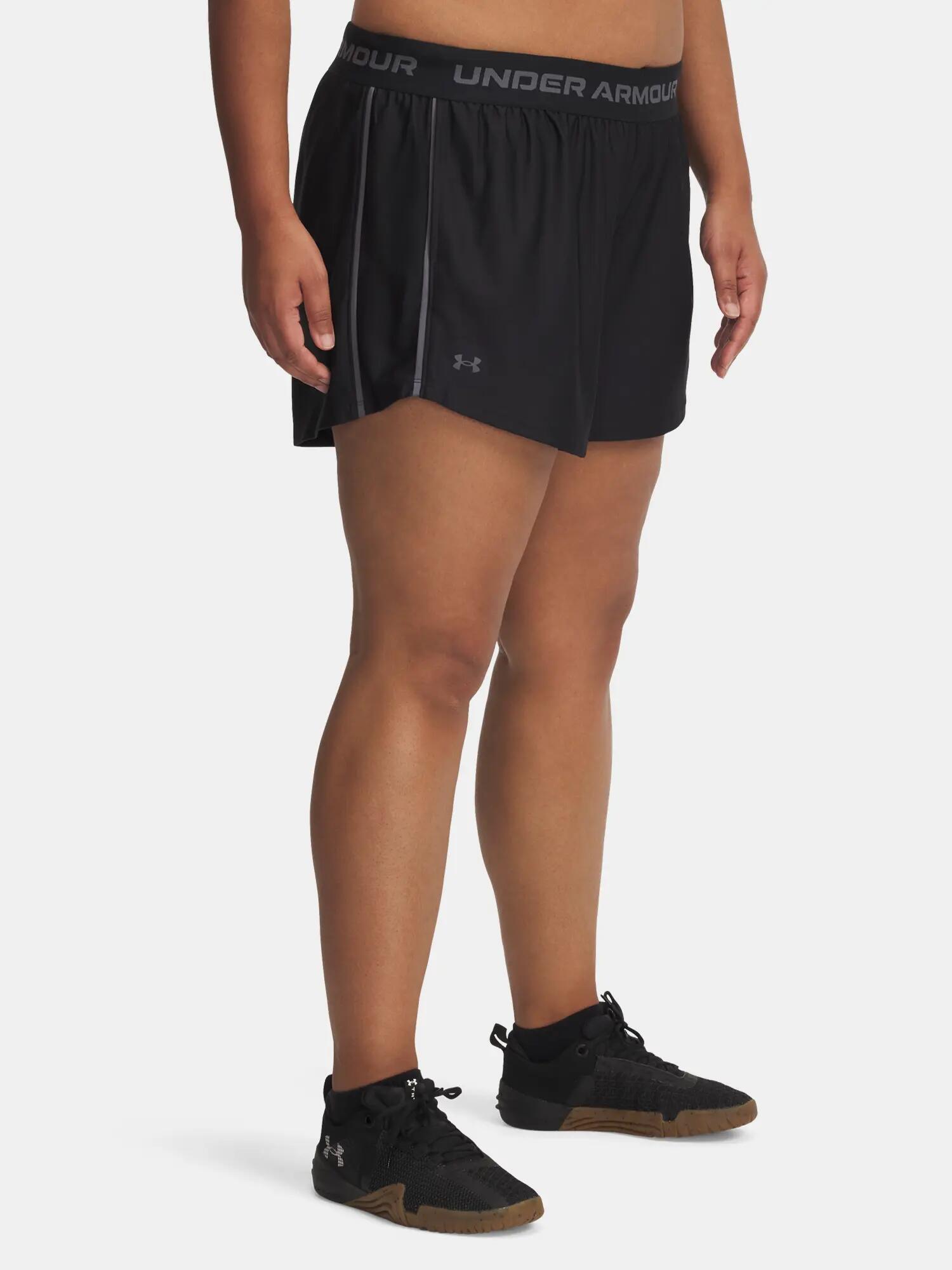 UNDER ARMOUR picture