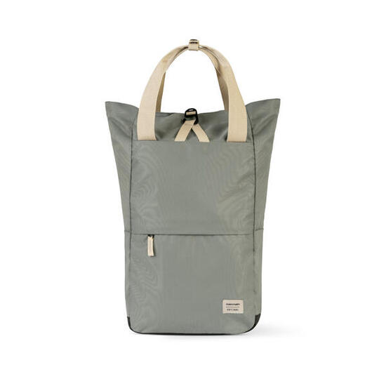 Hannah backpacks CHARM 22