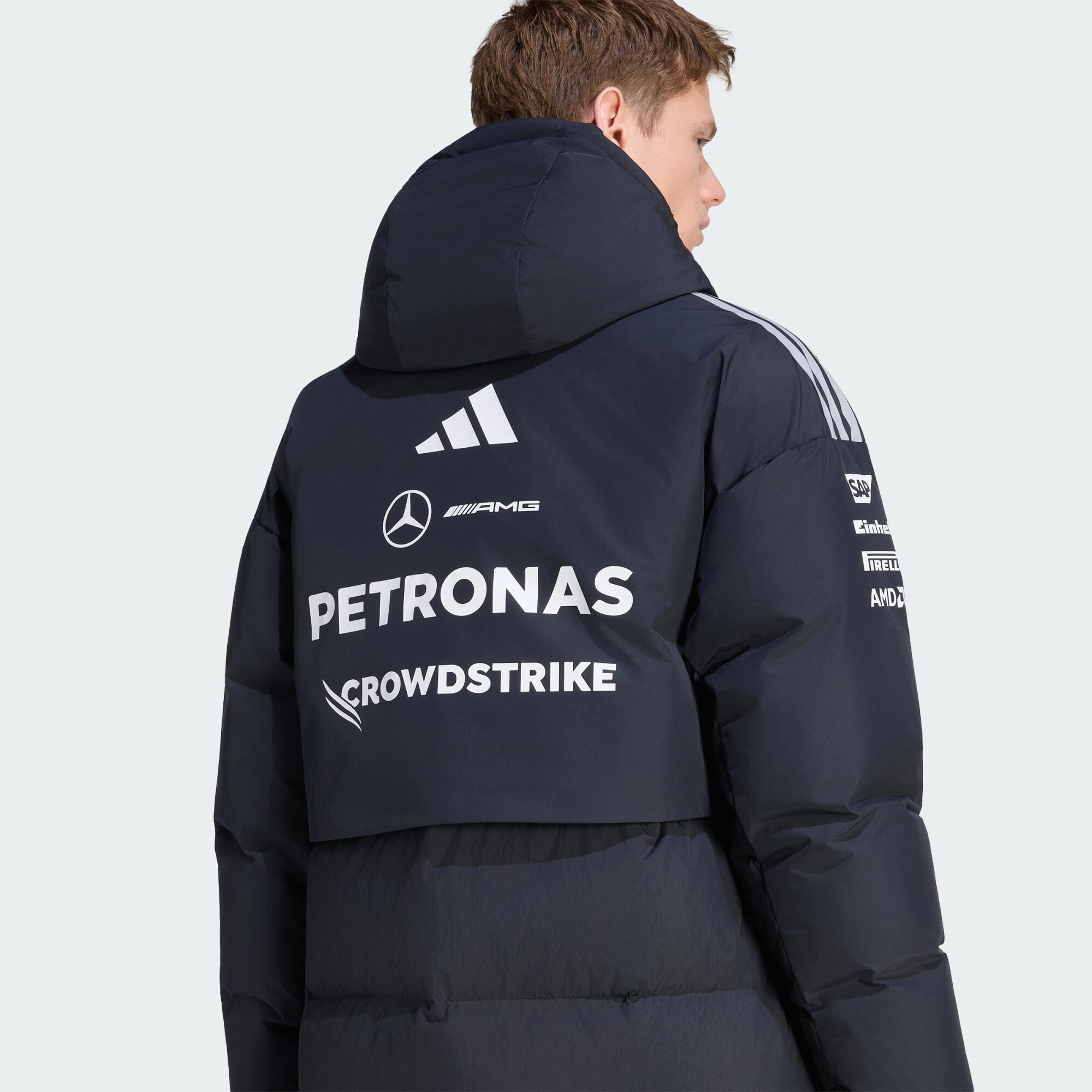 Mercedes - AMG Petronas Formula 1 Team Engineers winterjack 6/7