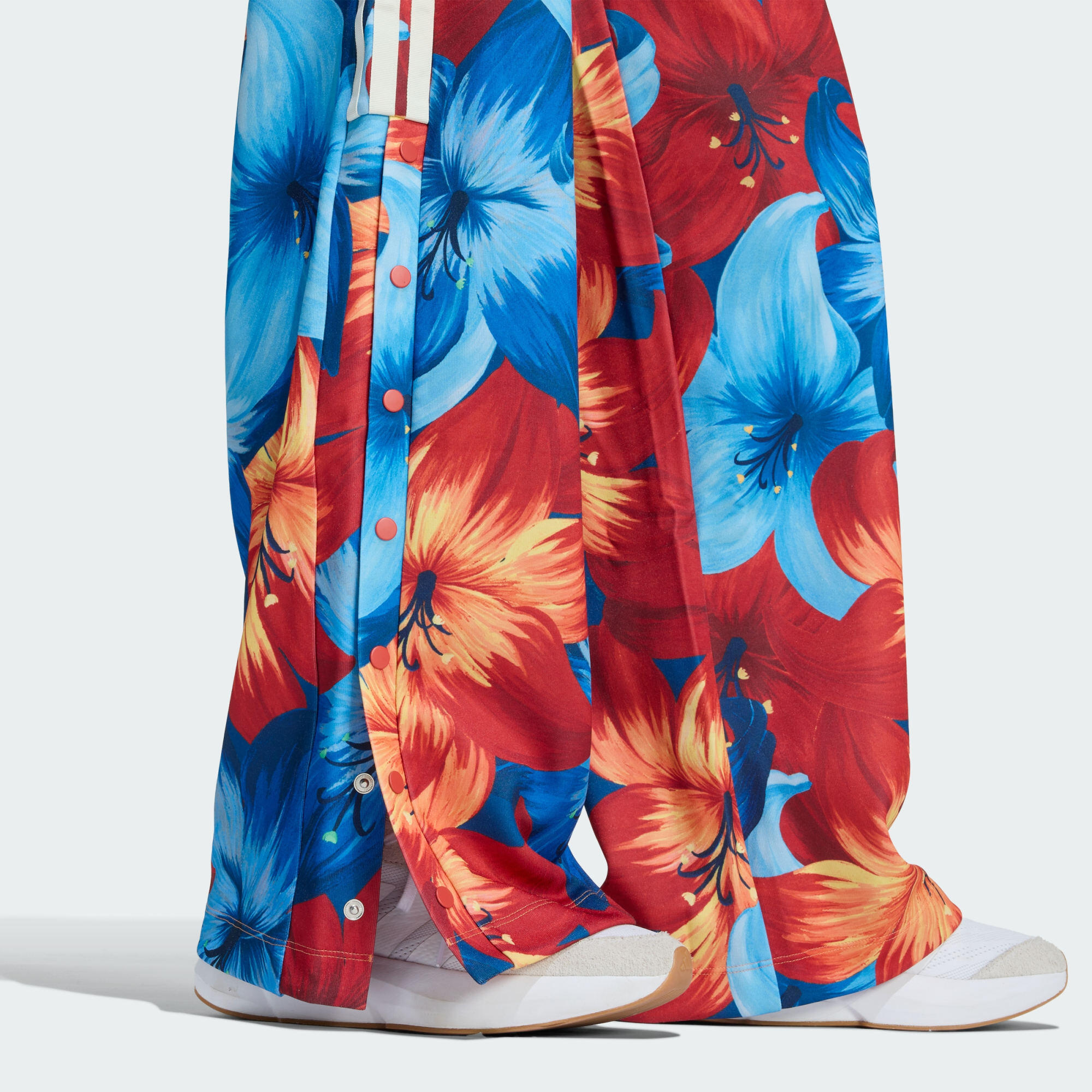PANTALON DE SURVÊTEMENT ADIDAS x FARM RIO HOUSE OF TIRO 6/7