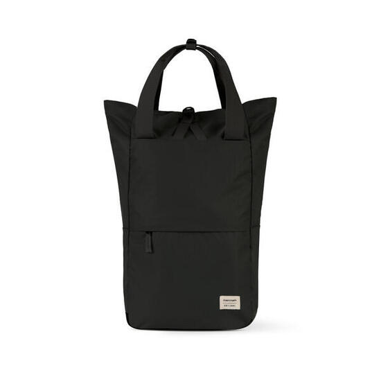 Hannah backpacks CHARM 22