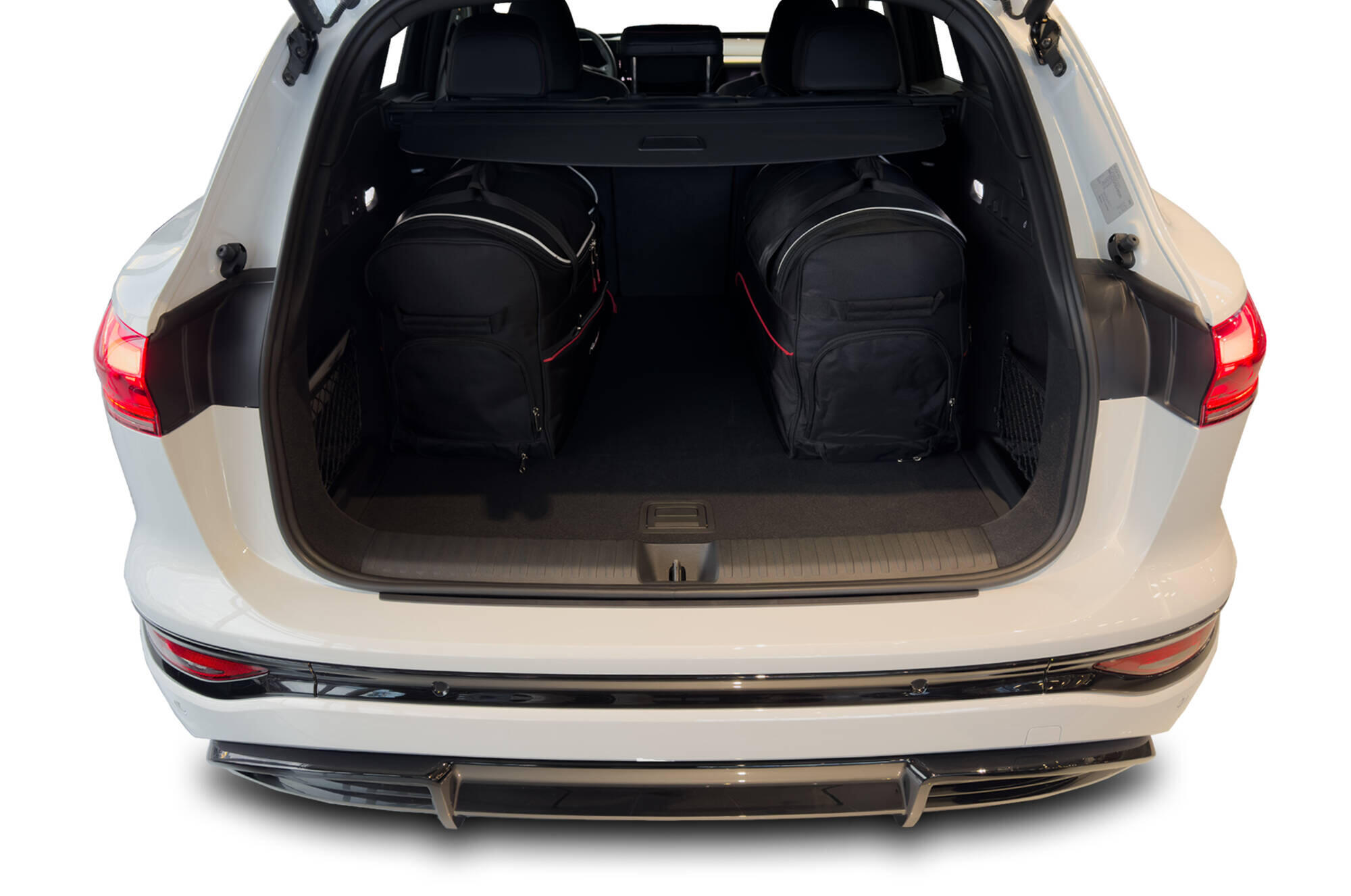 AUDI Q6 e-tron 2024+ KOFFERRAUMTASCHEN SET 4 STK 4/8