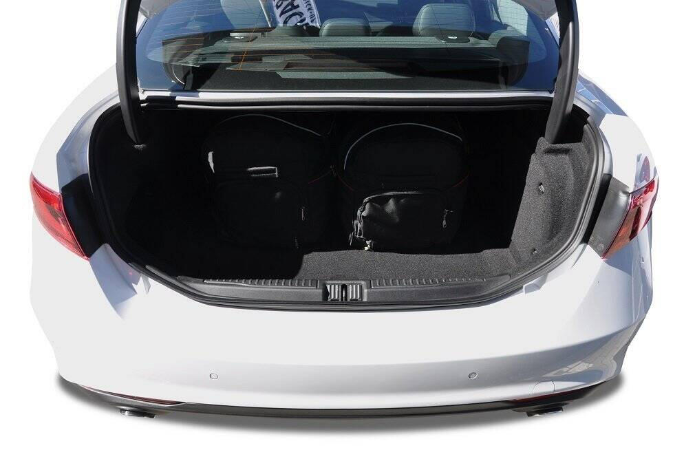 ALFA ROMEO GIULIA 2015+ PACK DE SACS 4 PAR 3/8