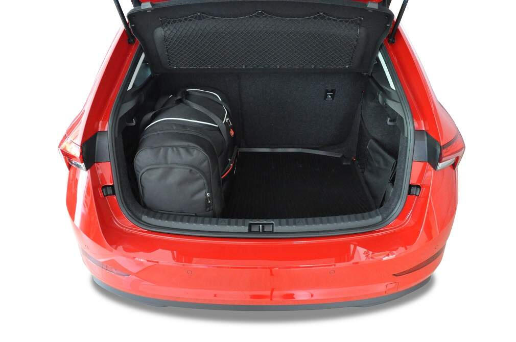SKODA SCALA 2019+ PACK DE SACS 4 PAR 4/8