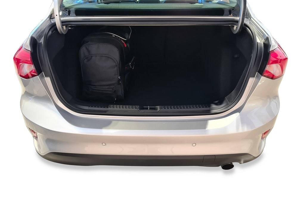 FORD FOCUS LIMOUSINE 2020-2021 PACK DE SACS 5 PAR 5/8