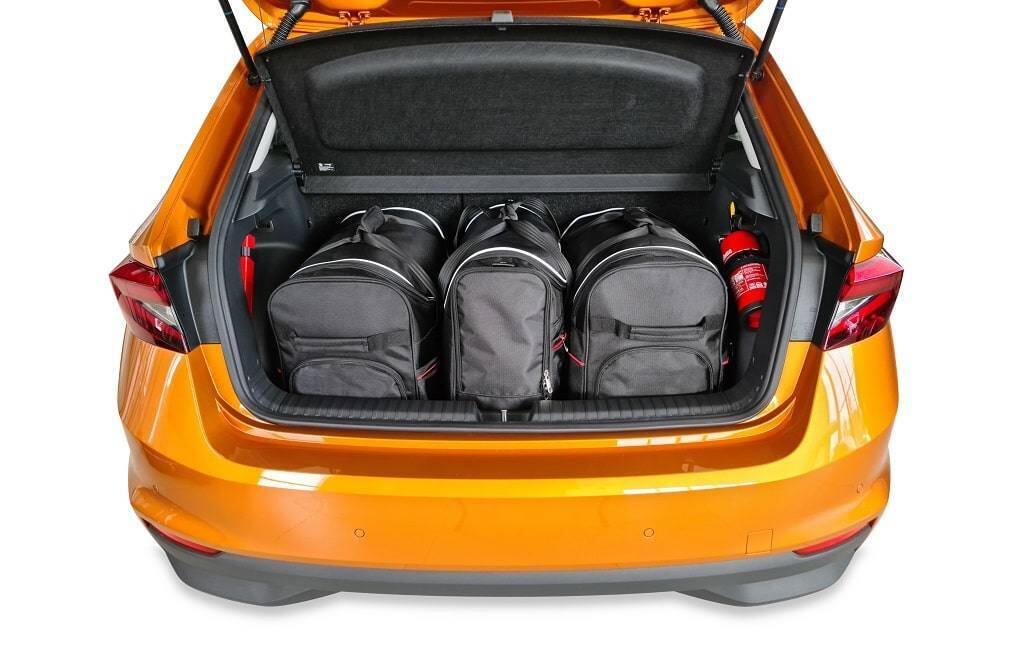 SKODA FABIA HATCHBACK 2021+ PACK DE SACS 3 PAR 1/8