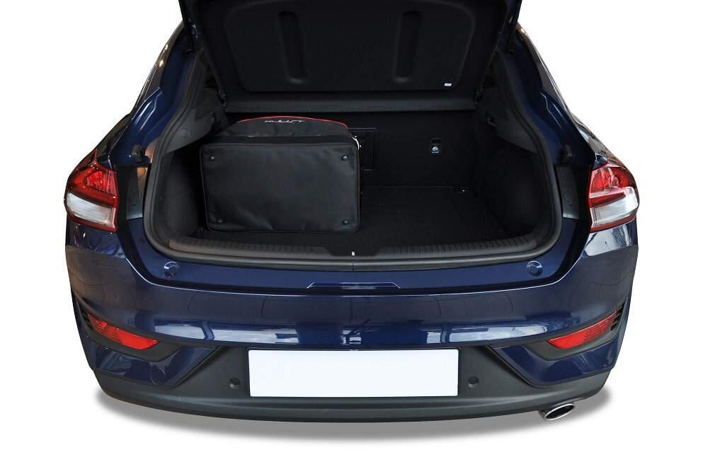 HYUNDAI i30 FASTBACK 2017+ PACK DE SACS 4 PAR 4/8
