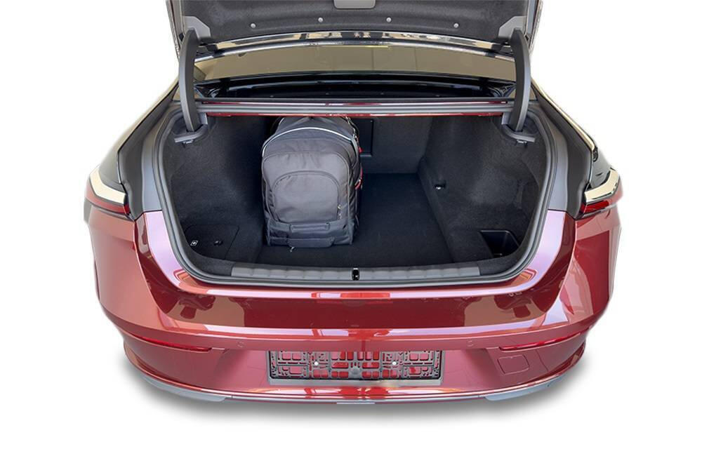 BMW 7 2022+ PACK DE SACS 6 PAR 6/8