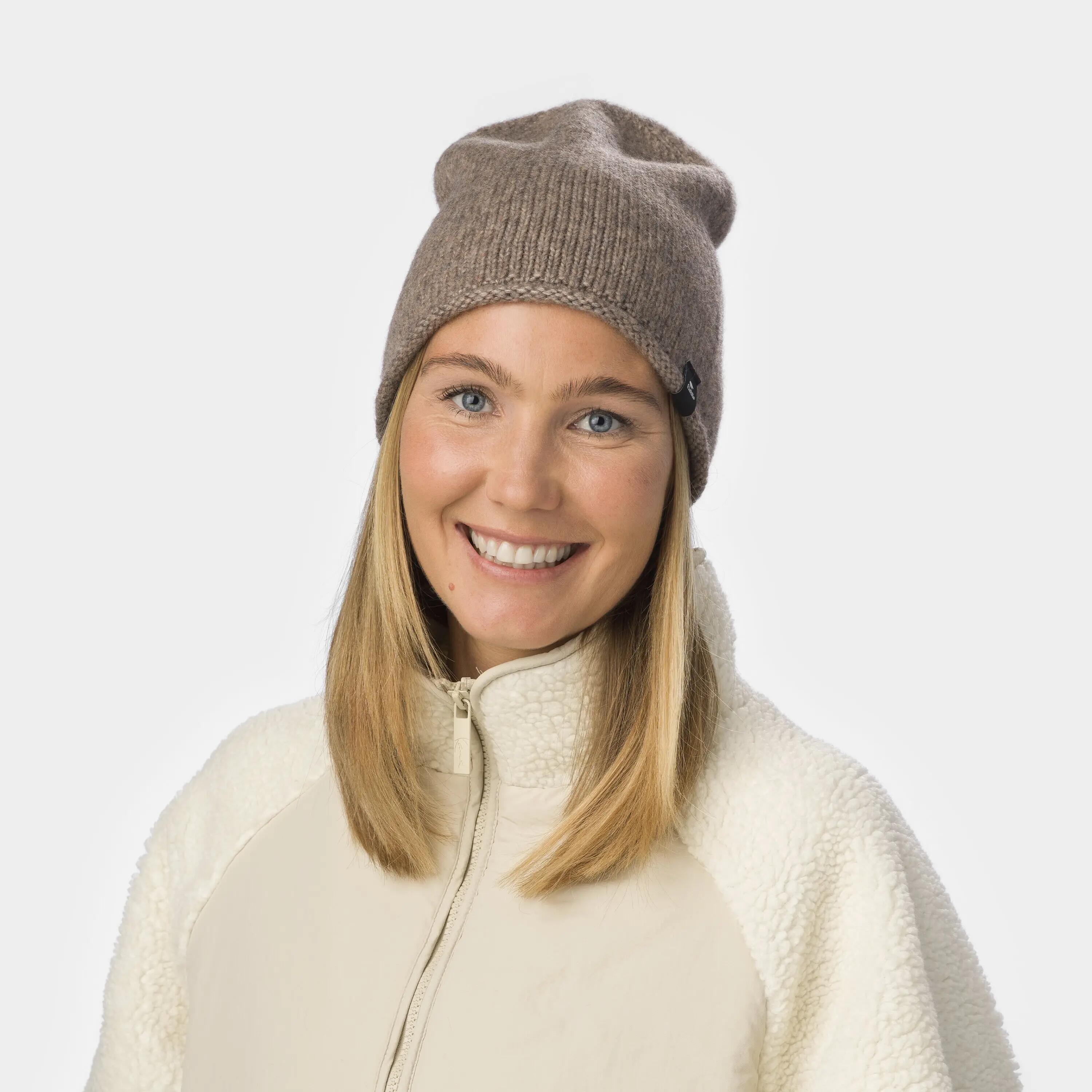 Damen Outdoor Beanie atmungsaktiv, klimaregulierend, geruchsarm, Sophia OS Taupe 3/4