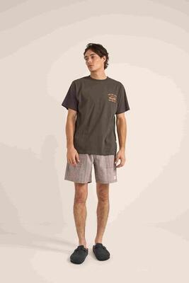 Versleten pad k/k - t-shirt man