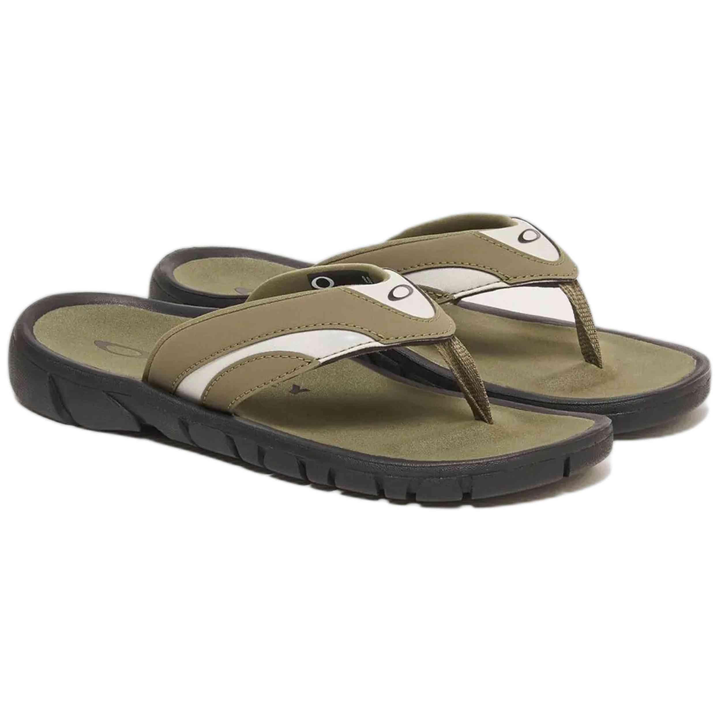 Pantofole da uomo Oakley verdi. 3/5