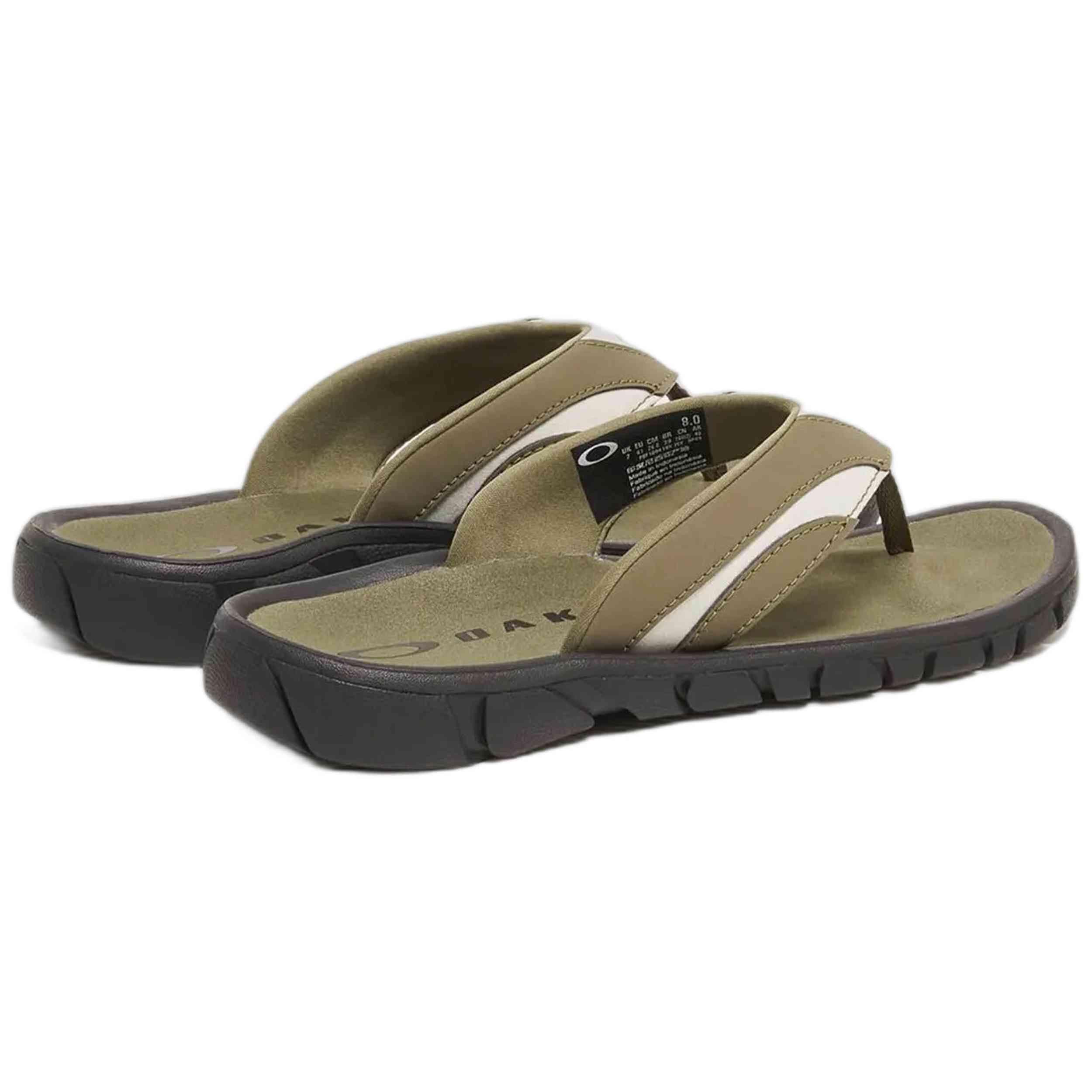 Pantofole da uomo Oakley verdi. 5/5