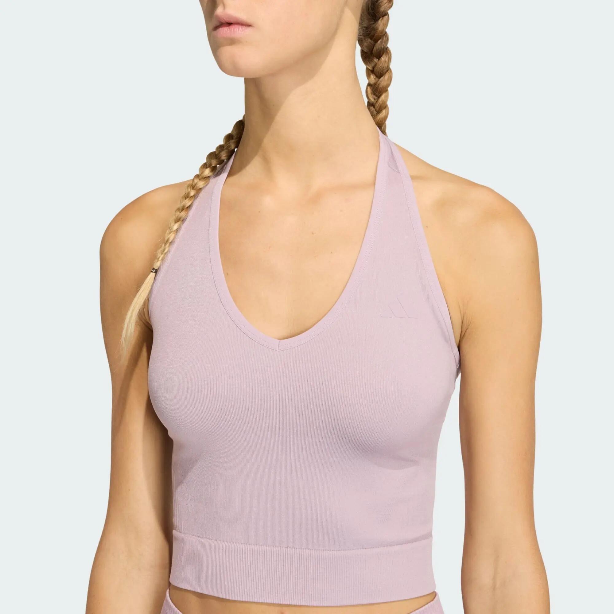 T-Shirt de malha Workout Essentials com decote haltere 4/5