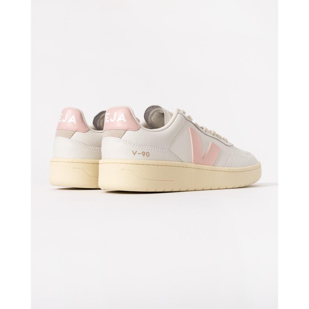 Womens Sports Trainers 4/5