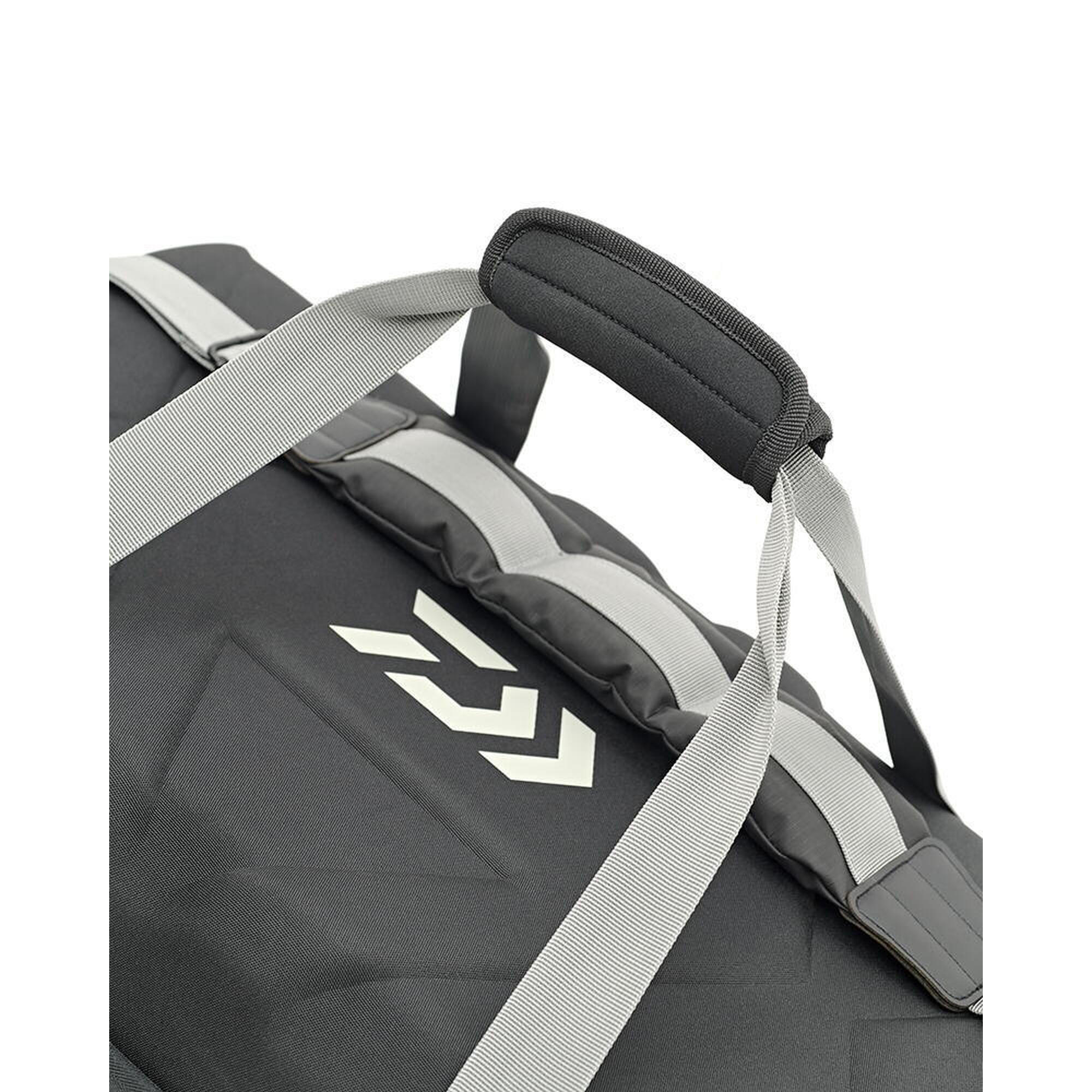 Geanta Daiwa Tournament Carryall 61 x 35 x 45 cm