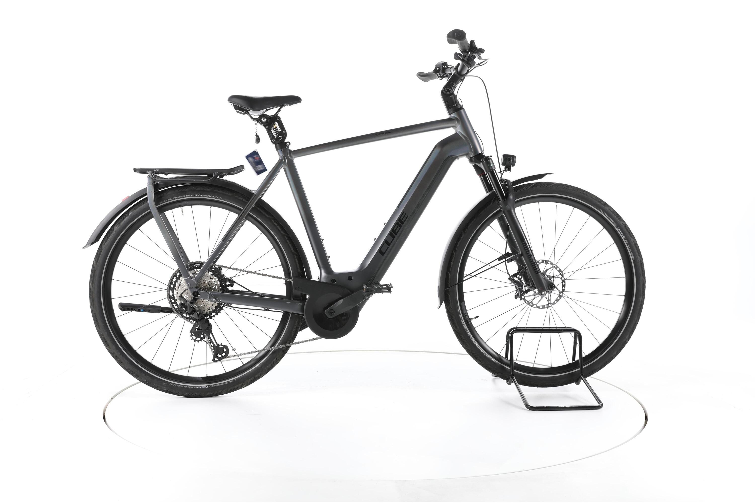 CUBE Reconditionné - Cube Kathmandu Hybrid SLT Trekking Vélo électrique  - Très Bon