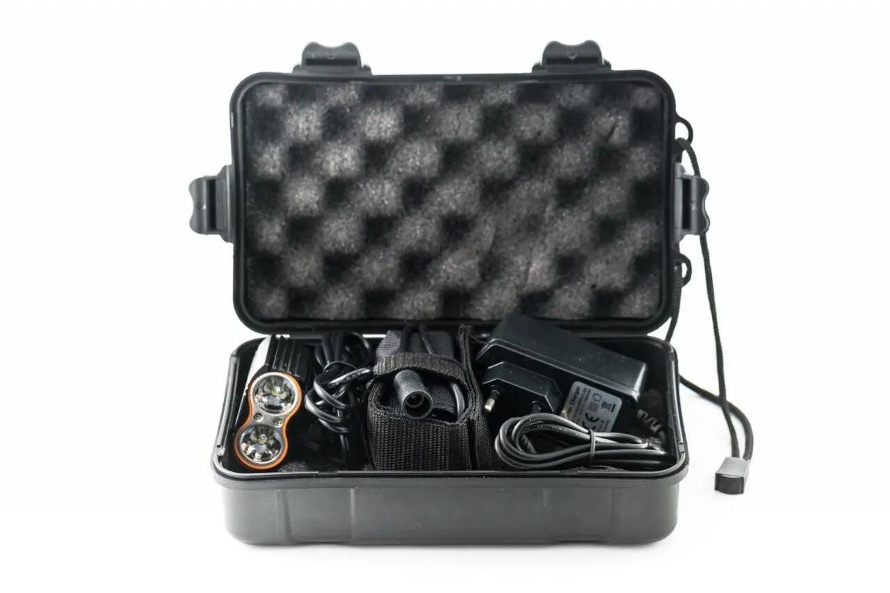 Far Bikeforce 2 LED — 3200 lumeni (2x1600). 3/5