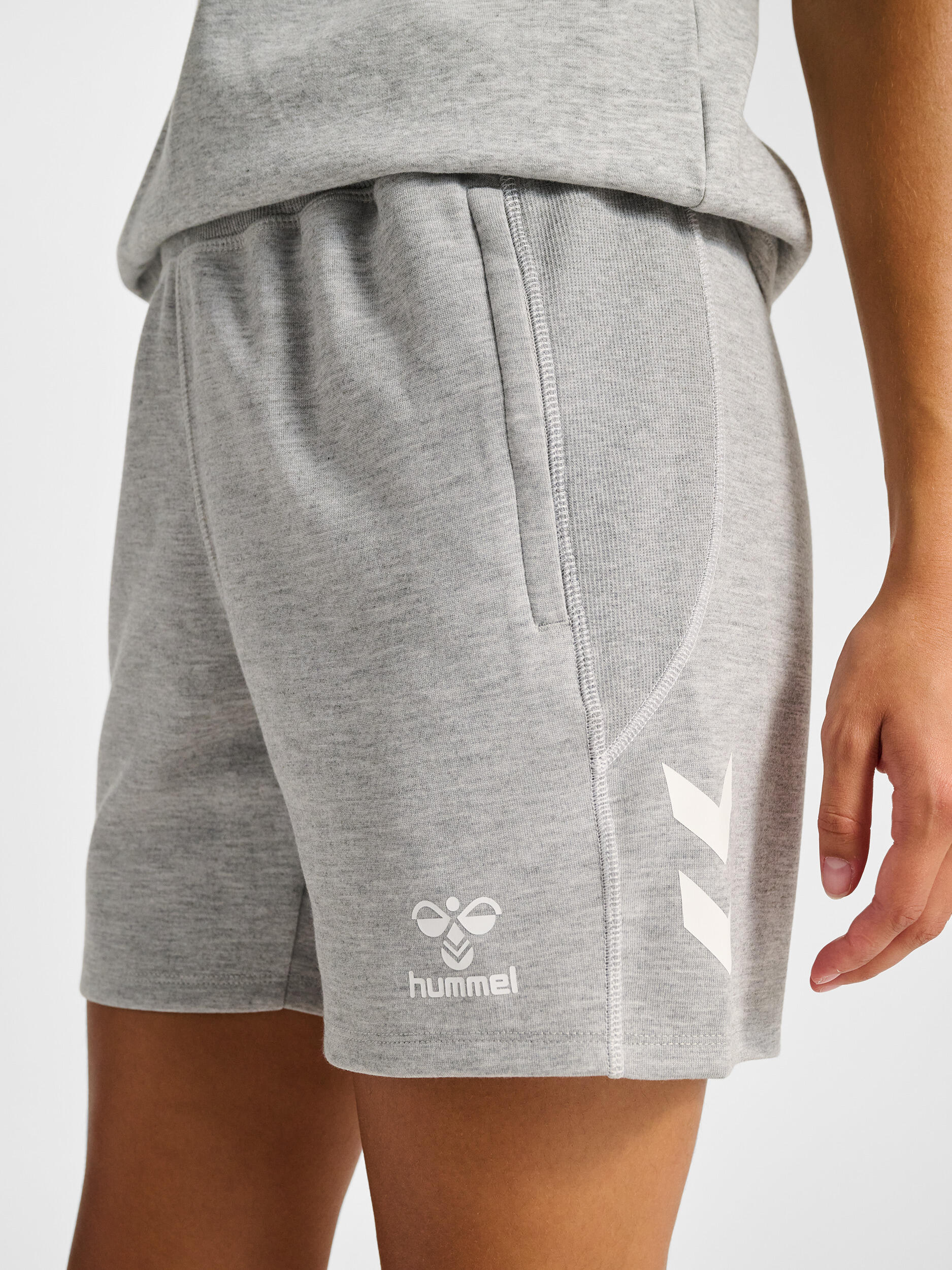 Calções para mulheres Hummel Move 2.0 4/7