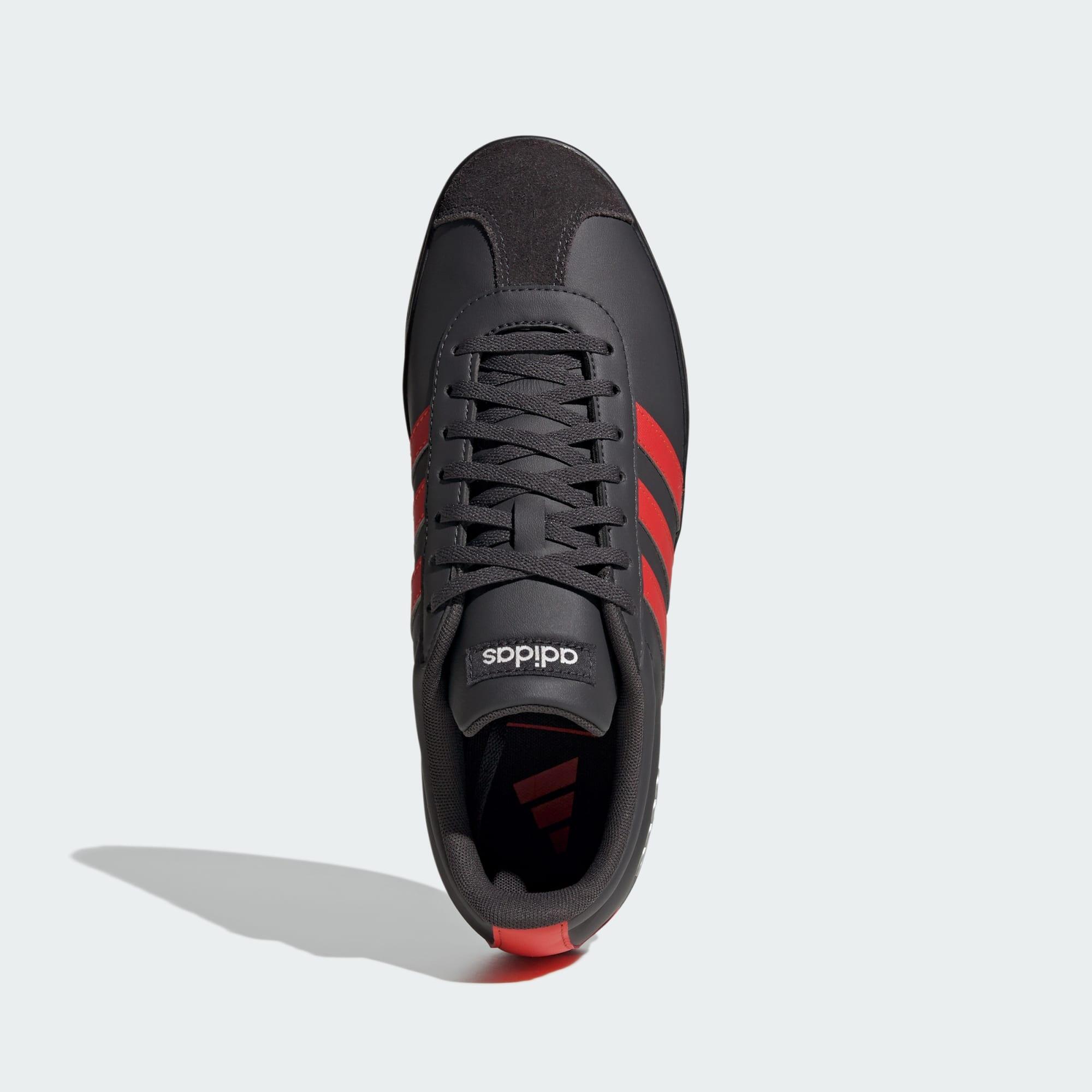 VL COURT AUDI REVOLUT F1 TEAM SCHUH 2/7